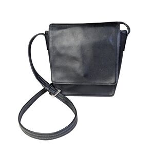 Tignanello Vintage 90s/Y2K Black Pebbled Leather Organizer Crossbody Bag